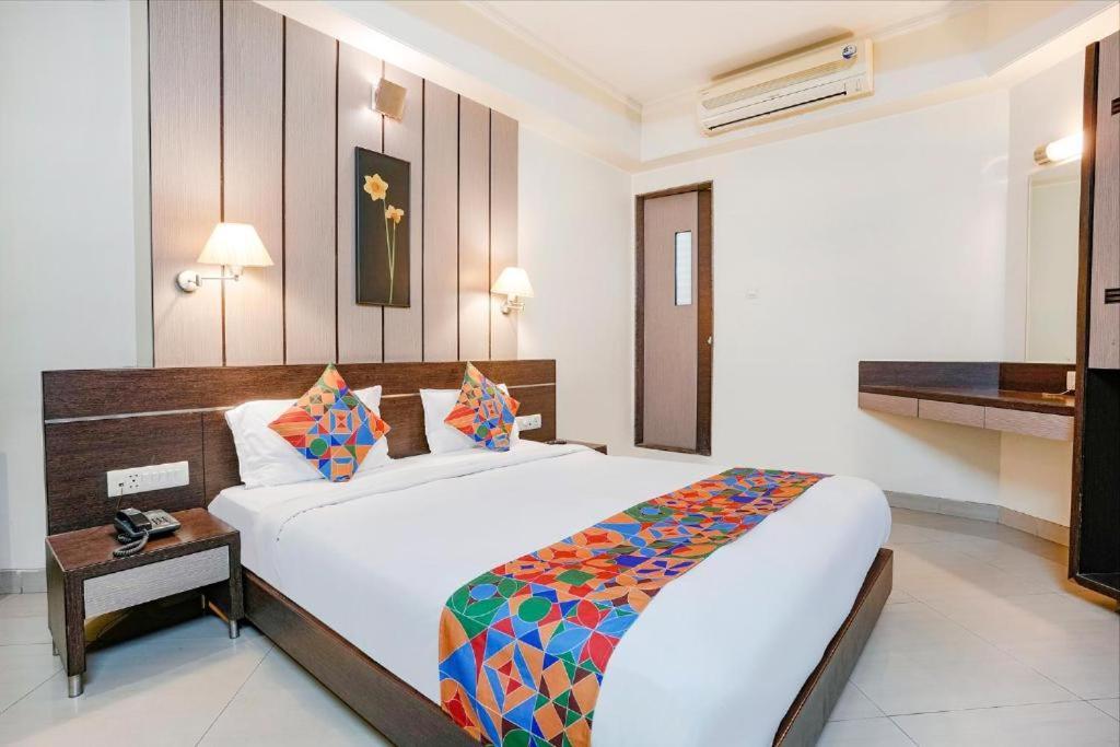 Hotel Gandharva Residency Swargate Pune Exterior foto