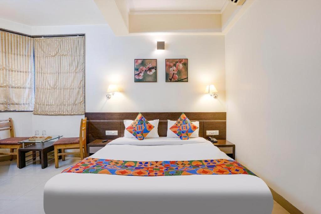 Hotel Gandharva Residency Swargate Pune Exterior foto
