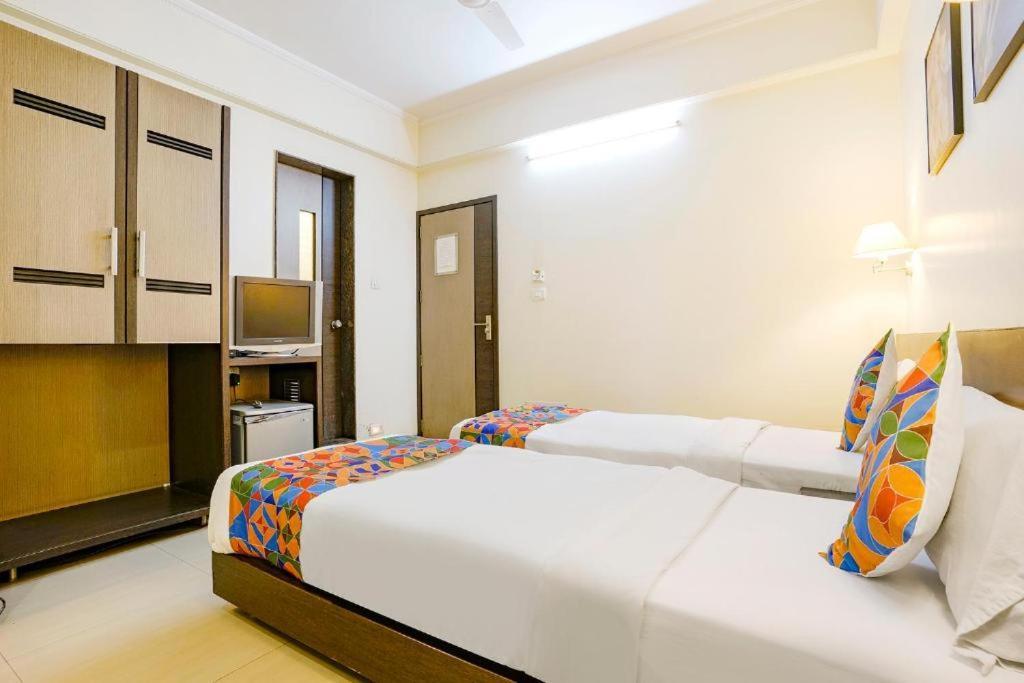 Hotel Gandharva Residency Swargate Pune Exterior foto